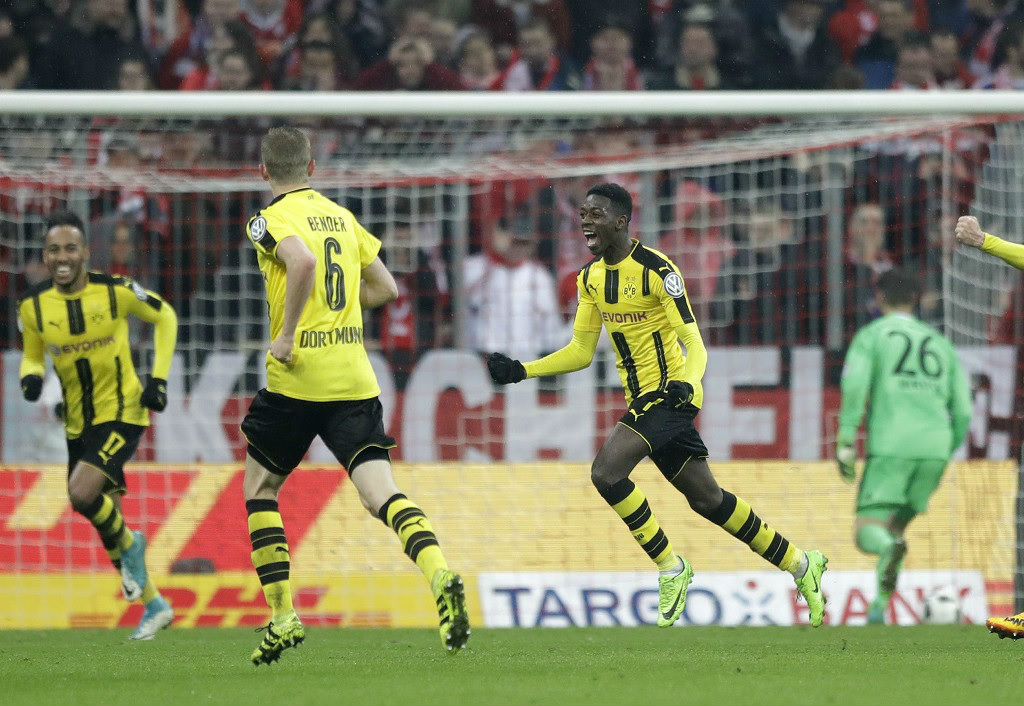 BVB akan menghadapi Eintracht di partai final Piala DFB setelah kemenangan 2-3 luar biasa atas unggulan taruhan sepak bola Bayern Munich