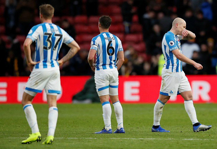 Premier League: trong 8 trận sân khách, Huddersfield chỉ mới có 1 chiến thắng duy nhất, còn lại 2 trận hòa và để thua đến 5 trận