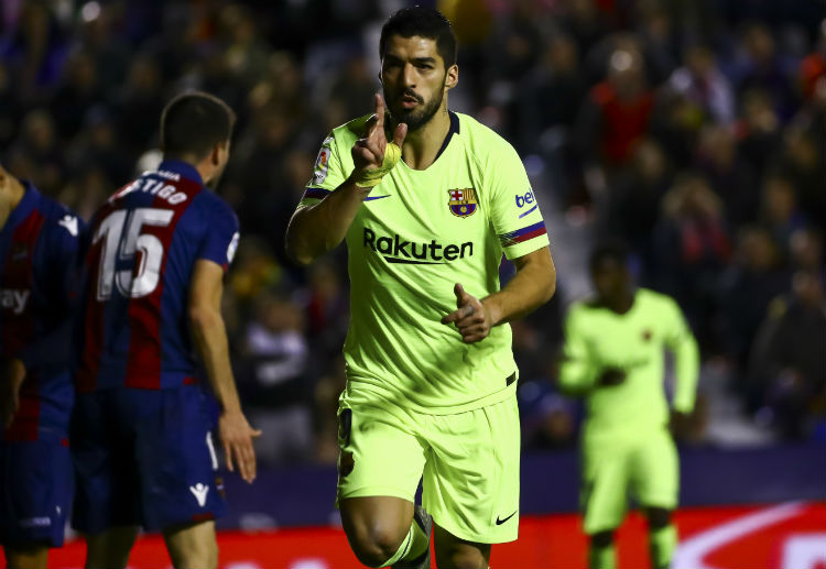 La Liga: Barcelona defeat Levante 5-0 with Luis Suarez scoring the first goal