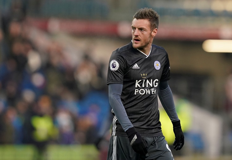 Jamie Vardy will look to lead the Foxes to another Premier League win against the Blues