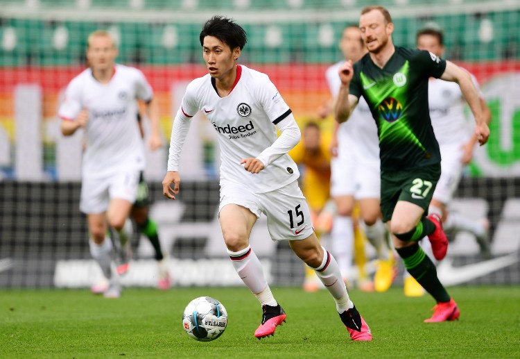 Kết quả Bundesliga Wolfsburg 1 - 2 Eintracht Frankfurt: Thúc thủ bất ngờ