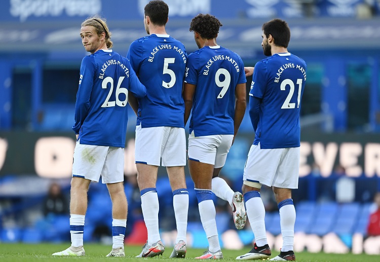 Premier League: Everton moved four behind eighth-place Tottenham Hotspur in the race for European placement