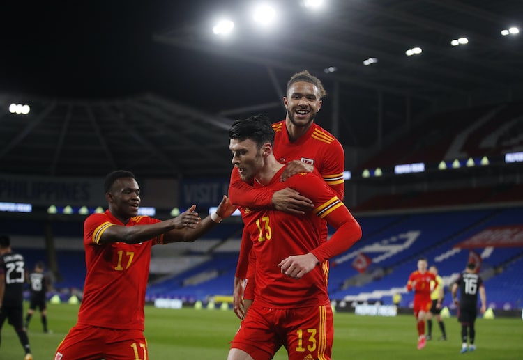 Kieffer Moore hits an early goal that led to Wales' 1-0 win over Mexico in International Friendly