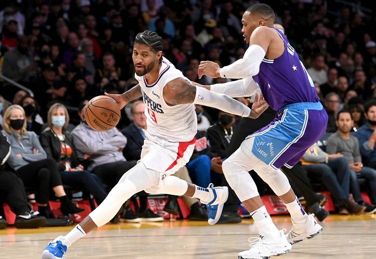 Tỉ số bóng rổ NBA 2021 Lakers 115-119 Clippers.