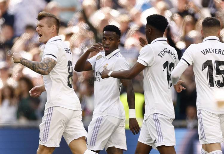 Champions League: Real Madrid đã đặt một chân vào vòng sau