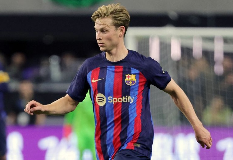 Masalah finansial Barcelona bisa jadi penentu masa depan Frenkie de Jong di La Liga