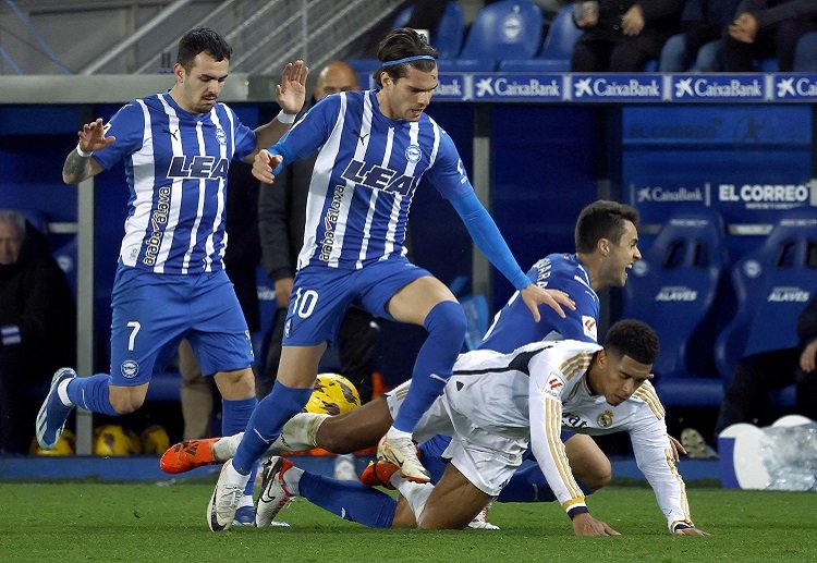 Alaves đang xếp thứ 16 trên BXH La Liga 2023/24