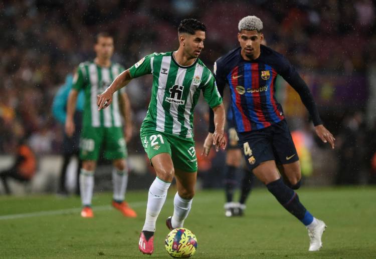 Ayoze Perez switches to fellow La Liga sides Villarreal, in a deal that will run until 2028