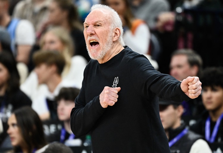 NBA: HLV Popovich mới gia hạn hợp đồng với Spurs