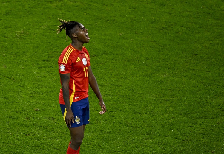 ဒါကြောင့် အသက် ၂၂ နှစ် အရွယ် စပိန်သားလေးကို ပရီးမီးယားလိဂ် ကလပ် အာဆင်နယ်နဲ့ ချဲလ်ဆီး တို့ပဲ အရ ခေါ်ယူသွားနိုင်မလား၊ ဒါမှမဟုတ် တခြား ကလပ်တွေပဲ ပါဝင်လာဦးမလား ဆိုတာ စောင့်ကြည့်ရဦးမှာ ဖြစ်ပါတယ်။