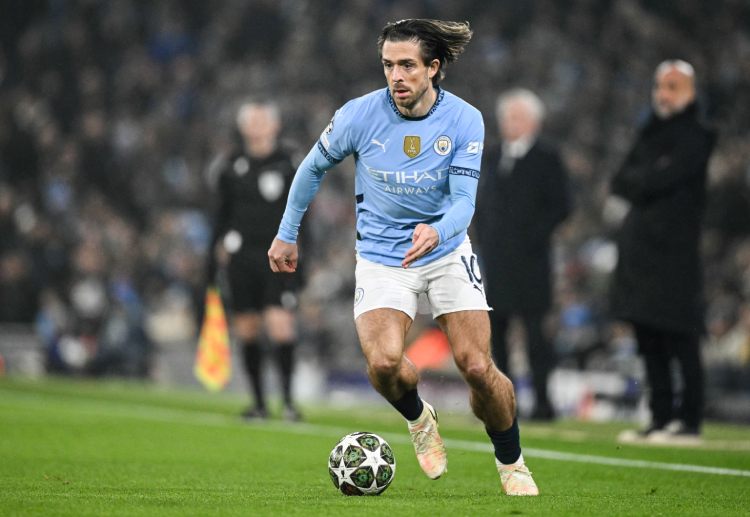 ဒါ့အပြင်အေစီမီလန်ကပရီးမီးယားလိဂ်ထိပ်သီးမန်ချက်စတာစီးတီးရဲ့တောင်ပံကစားသမားဂျက်ဂရီးလစ်ရှ်ကိုခေါ်ယူဖို့စိတ်ဝင်စားနေတယ်လို့သိရပါတယ်။