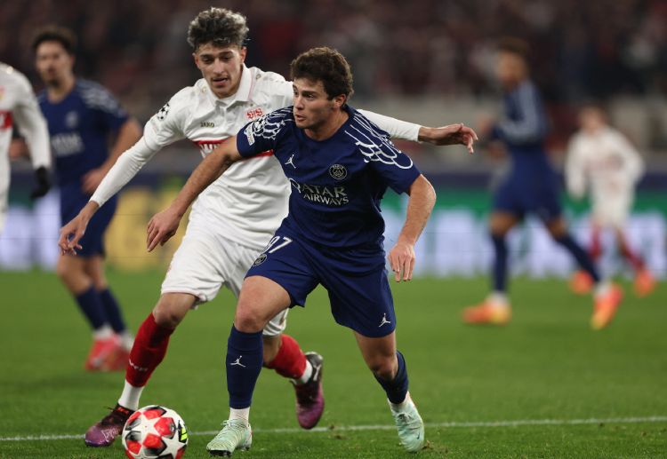 德甲联赛 阿尔-达基尔在第58分钟因一次阻止单刀的犯规，被红牌罚出场外。