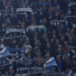 意甲联赛 凭借罗马尼奥利的进球，拉齐奥在第32分钟成功扳平比分，他利用角球机会为球队立下功劳