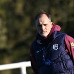 တူချယ် ကတော့ မတ်လ ၂၁ ရက်နေ့မှာ အဲလ်ဘေးနီးယားနဲ့ ကစားမယ့် ၂၀၂၆ ကမ္ဘာ့ဖလား ခြေစစ်ပွဲကို အင်္ဂလန် နည်းပြ အဖြစ် စတင် ကိုင်တွယ်မှာ ဖြစ်ပါတယ်။