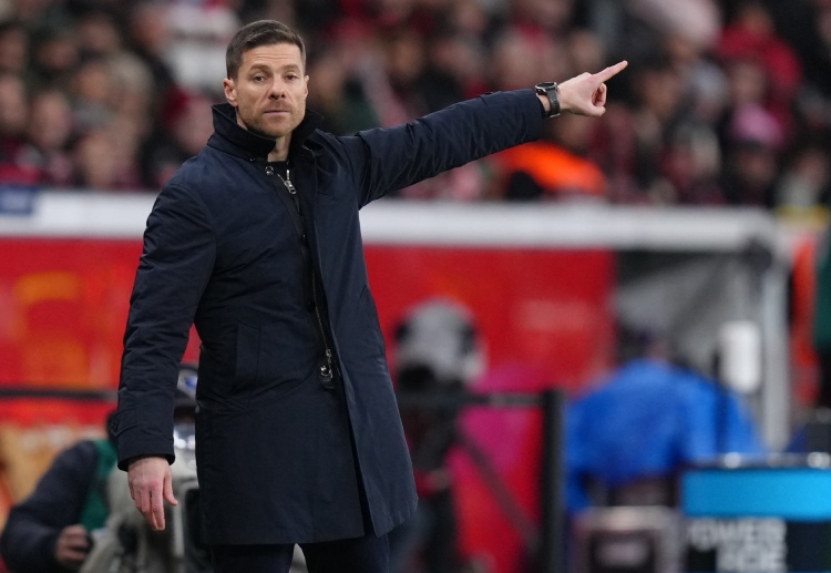 လာလီဂါ ကလပ် ရီးရဲလ်မက်ဒရစ် ကတော့ နည်းပြသစ် ဇာဘီ အလွန်ဆို ဒီနွေရာသီမှာ သုံးစွဲဖို့ ယူရို သန်း ၂၀၀ (ဒေါ်လာ ၂၂၂.၉ သန်း) ပေးအပ်မယ်လို့ Fichajes က ဖော်ပြခဲ့ပါတယ်။