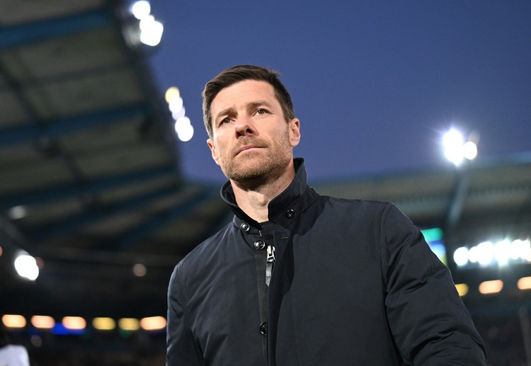 လာလီဂါ ကလပ် ရီးရဲလ်မက်ဒရစ် နည်းပြသစ် ဇာဘီ အလွန်ဆို ကတော့ ဘော့စနီးယား တိုက်စစ်မှူးကြီး အီဒင် ဒီဂျက်ကိုကို ခေါ်ယူဖို့ တောင်းဆိုထားကြောင်း TodoFichajes က ဖော်ပြပါတယ်။