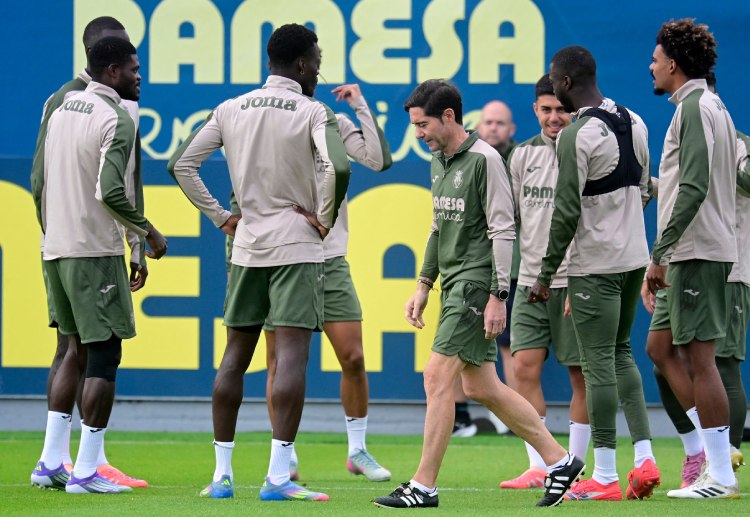 欧冠联赛 主帅马塞利诺面对比利亚雷亚尔阵中伤病困扰,亟需在锋线提升稳定性。