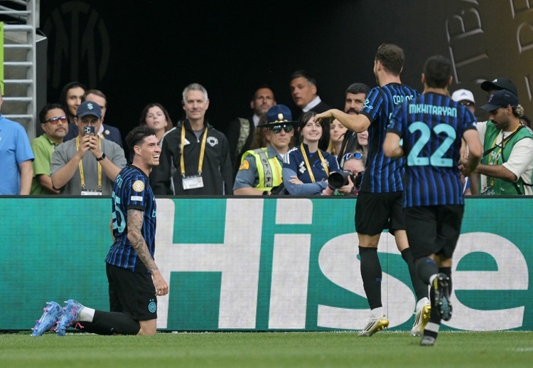 ပရီးမီးယားလိဂ် ကလပ် ကတော့ လာမယ့် ဆောင်းရာသီ အပြောင်းအရွှေ့မှာ ကစားသမား ခေါ်ယူဖို့ အတွက် ပေါင်သန်း ၃၀၀ ဝန်းကျင် သုံးစွဲသွားဦးမယ်လို့ သိရပါတယ်။