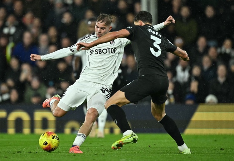 Fulham để thua sát nút trên sân nhà ở vòng 14 Premier League