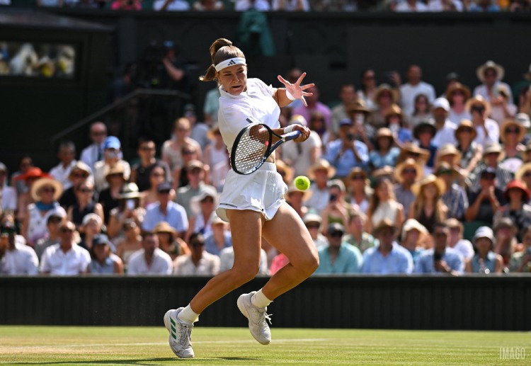 Karolina Muchova survives Coco Gauff in a gripping Wimbledon semi-final